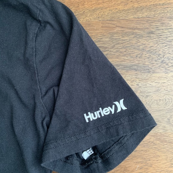 Hurley Graphic Tee - Picture 2 of 4